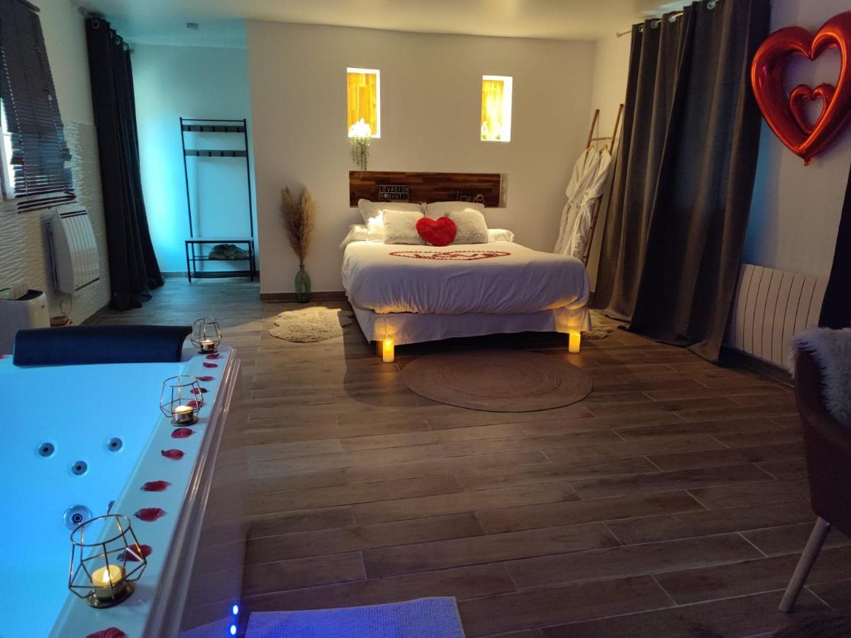 Suite De Charme Avec Jacuzzi Et Jardin Privatif Paris Au Calme 圣普里 外观 照片
