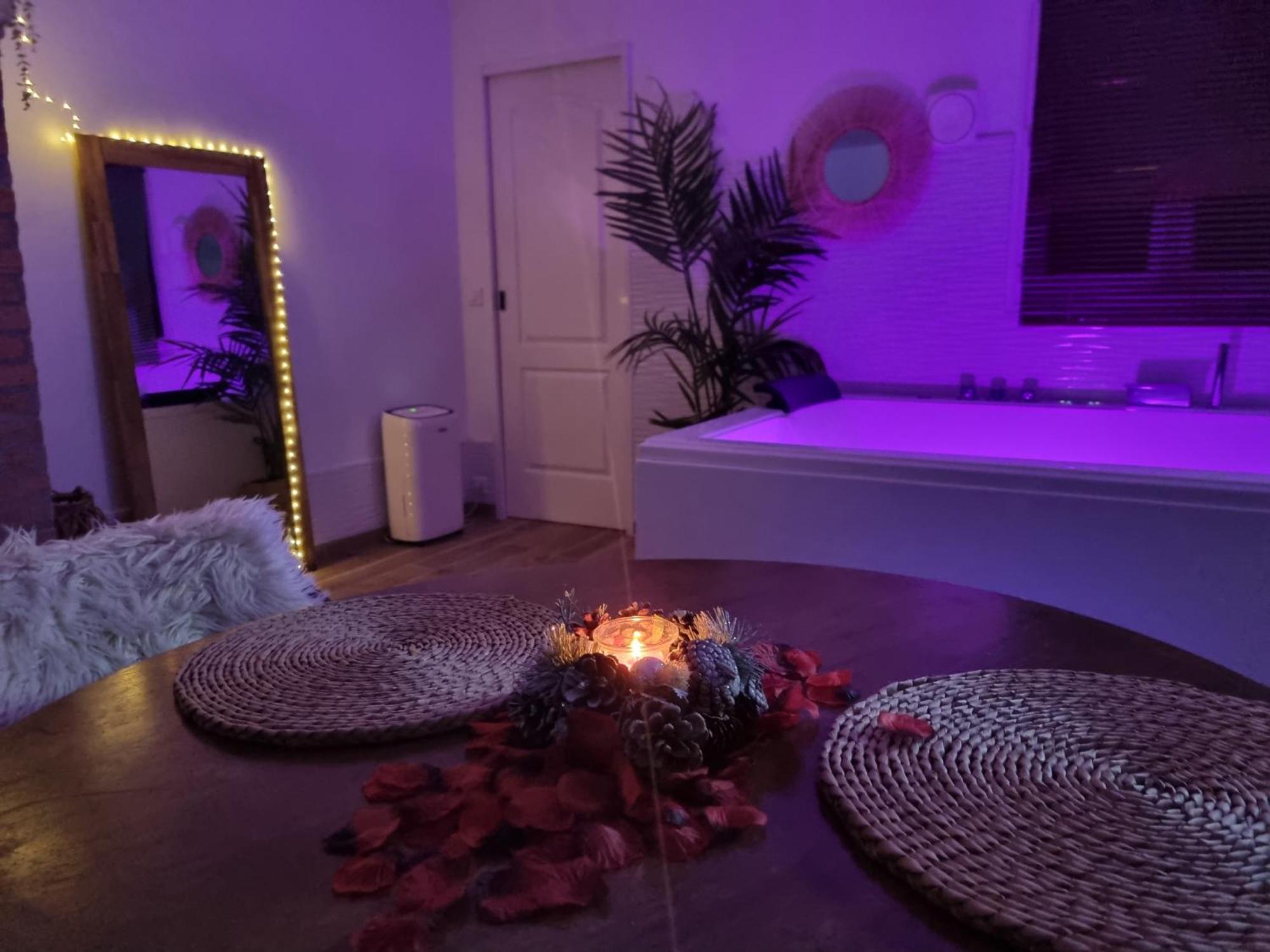 Suite De Charme Avec Jacuzzi Et Jardin Privatif Paris Au Calme 圣普里 外观 照片