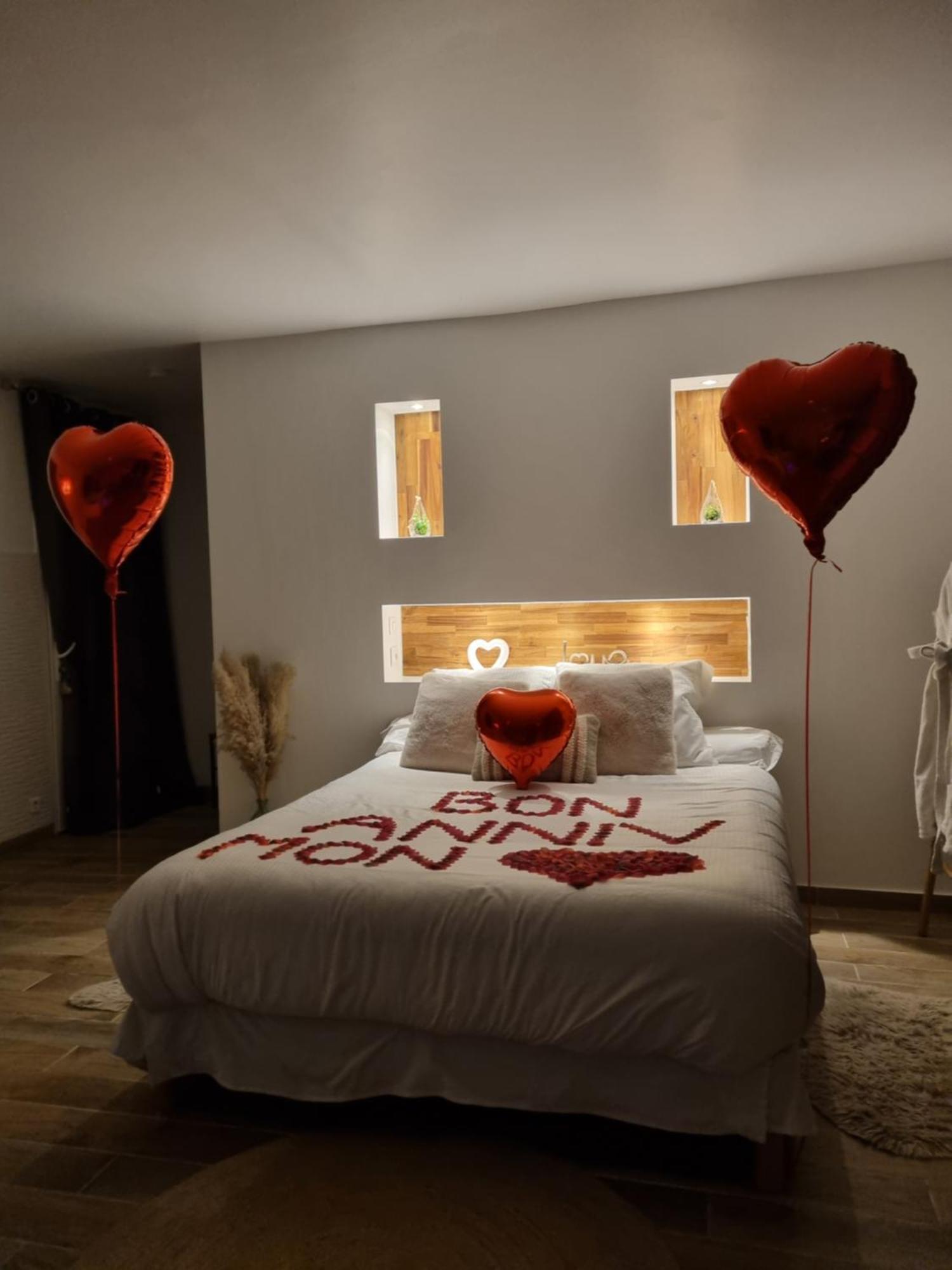 Suite De Charme Avec Jacuzzi Et Jardin Privatif Paris Au Calme 圣普里 外观 照片