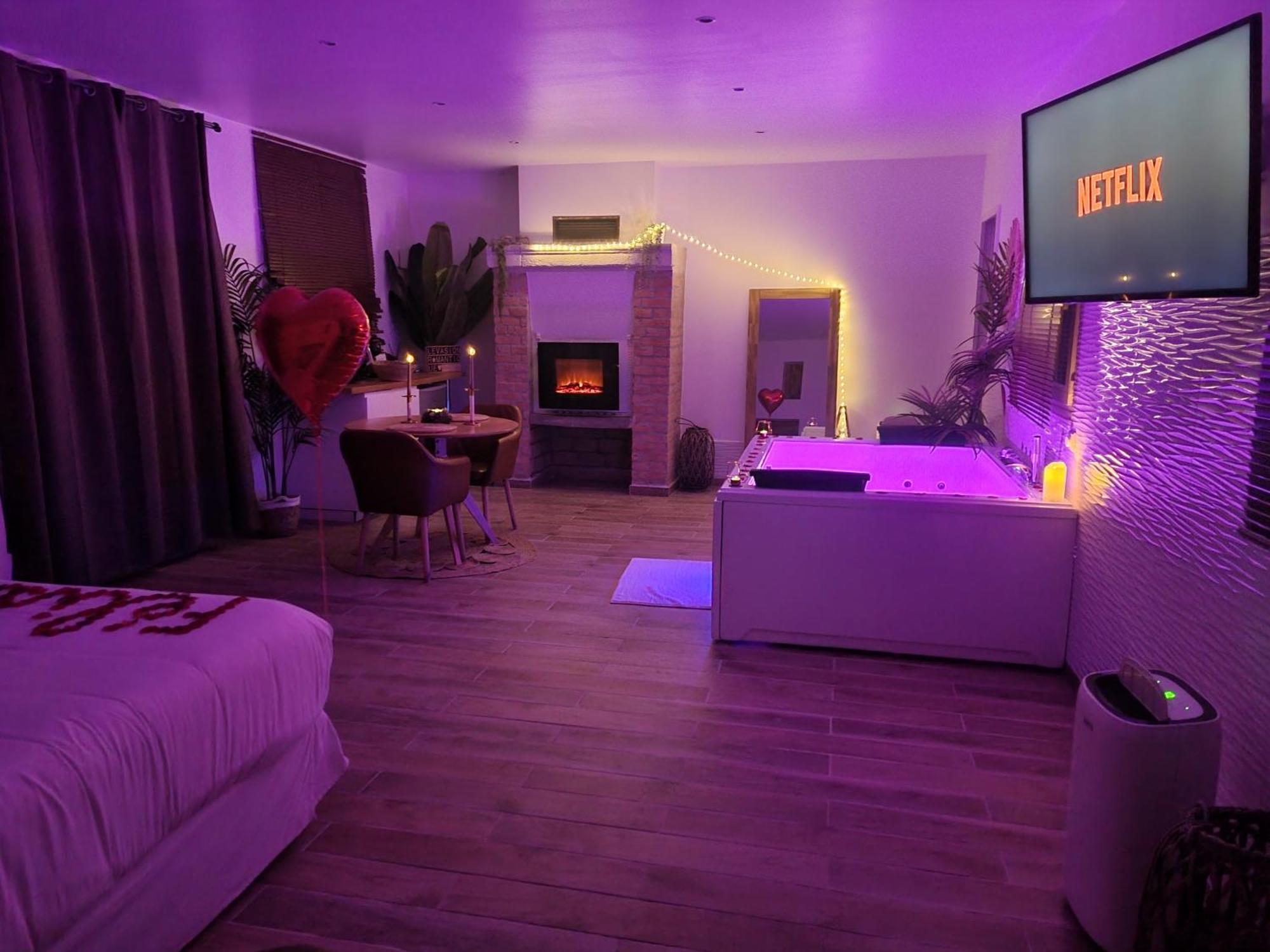 Suite De Charme Avec Jacuzzi Et Jardin Privatif Paris Au Calme 圣普里 外观 照片